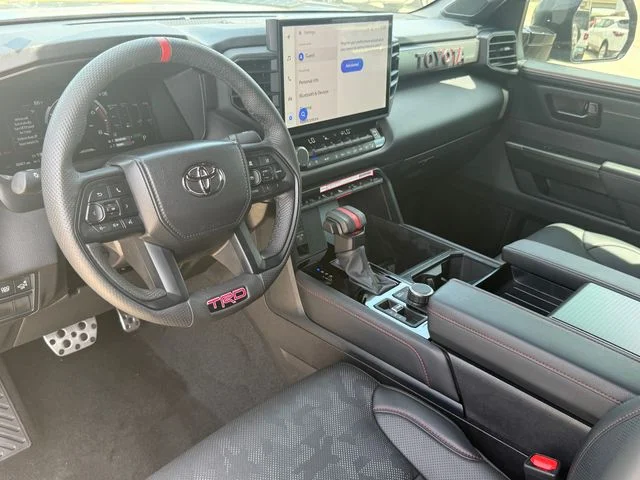 2025 Toyota Tundra Hybrid - Image 11