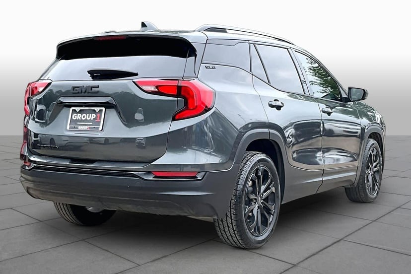 2020 GMC Terrain - Image 13
