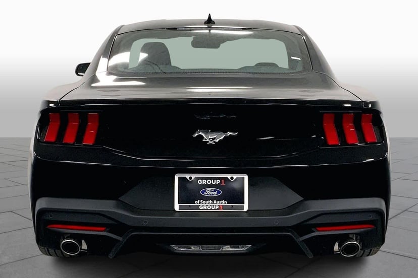 2026 Ford Mustang - Image 4