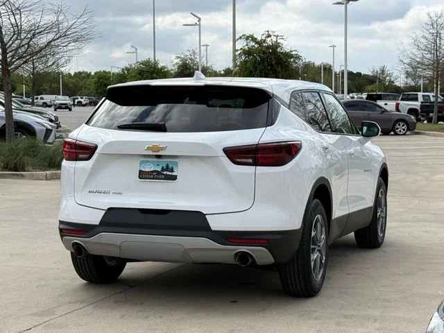 2025 Chevrolet Blazer - Image 6