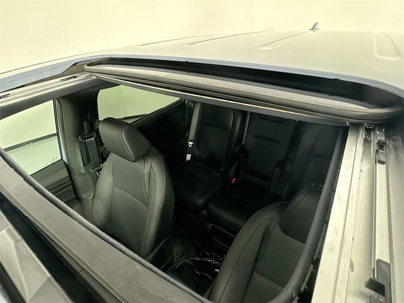 2026 Honda Odyssey - Image 30