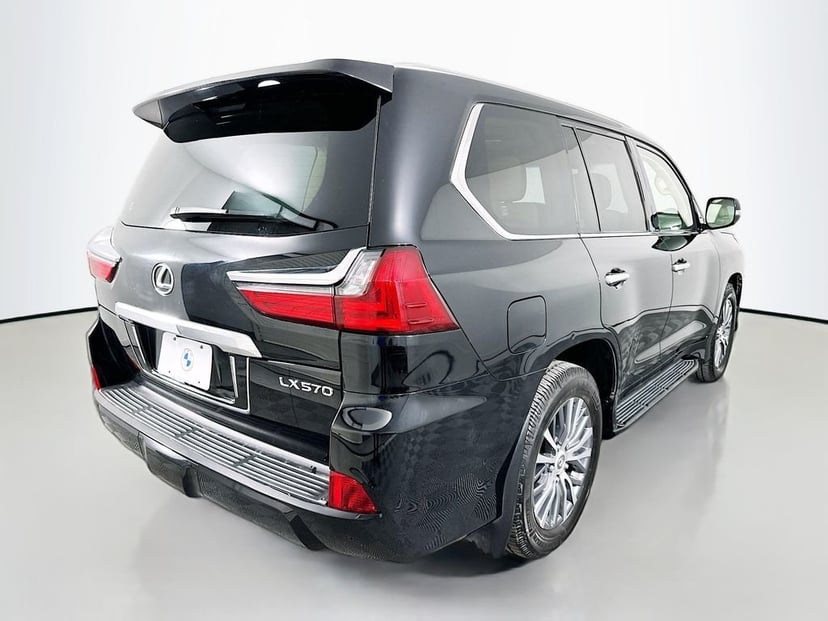 2018 Lexus LX - Image 5