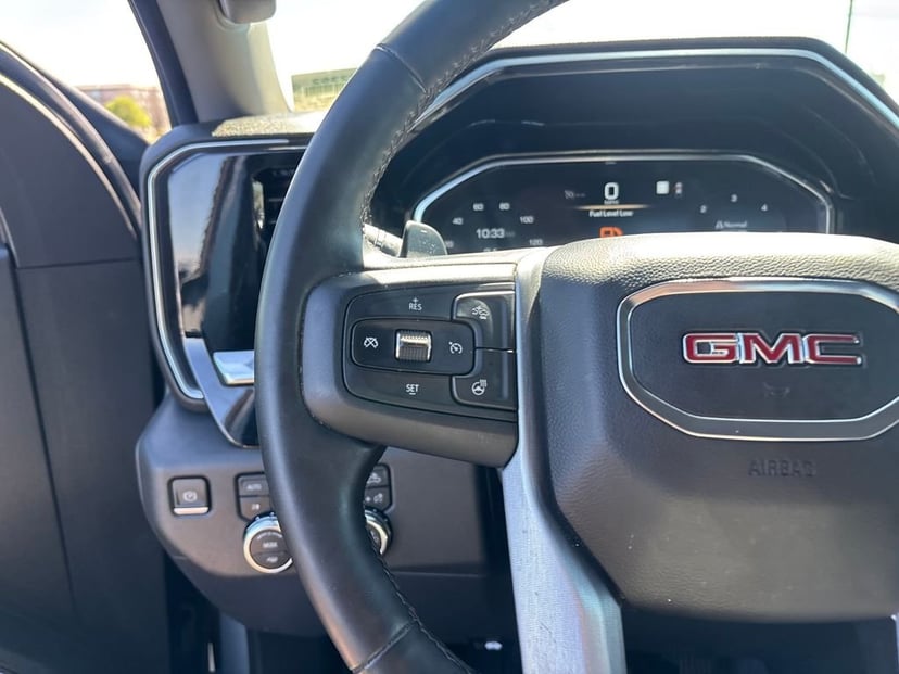 2023 GMC Sierra 1500 - Image 14