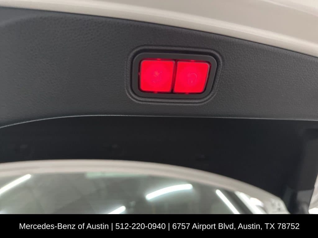 2021 MERCEDES-BENZ E - Image 26