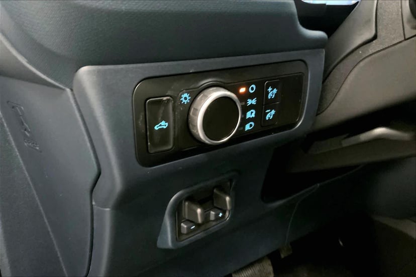 2026 Ford Maverick - Image 18