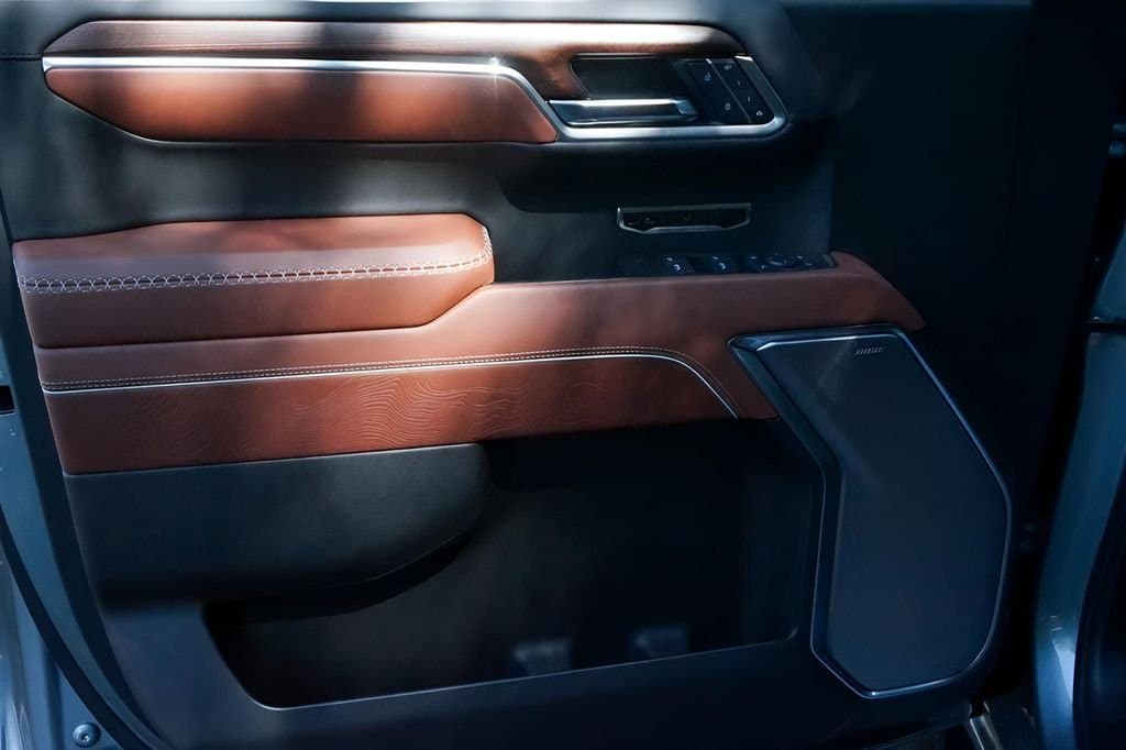 2025 GMC Sierra 1500 - Image 11