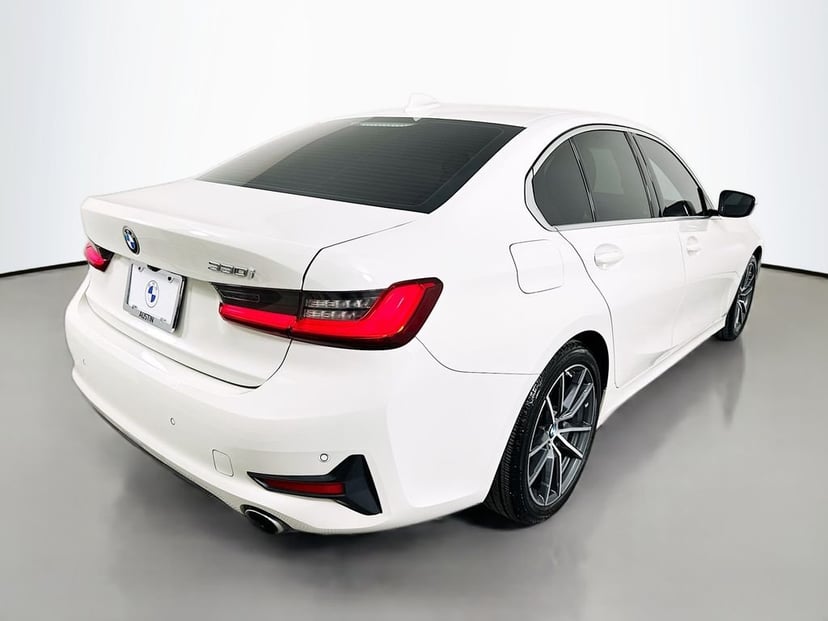2019 BMW 3 Series - Image 5