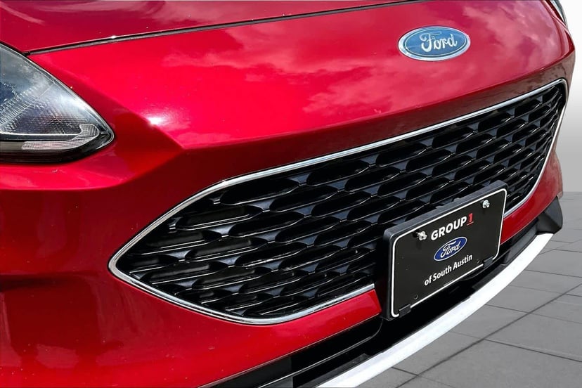 2020 Ford Escape - Image 31