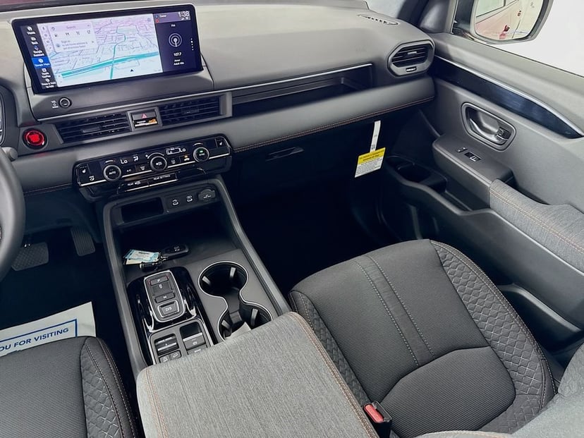 2026 Honda Pilot - Image 29