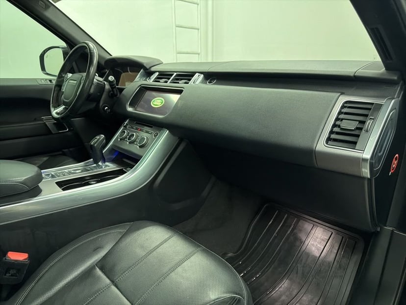 2017 Land Rover Range Rover Sport - Image 28