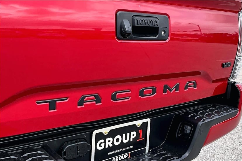 2023 Toyota Tacoma - Image 10
