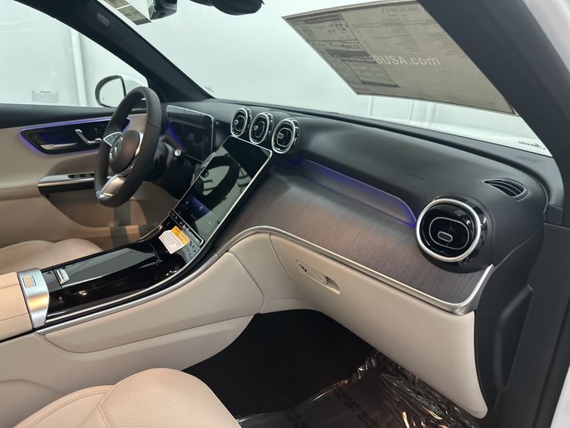 2026 Mercedes-Benz GLC - Image 26