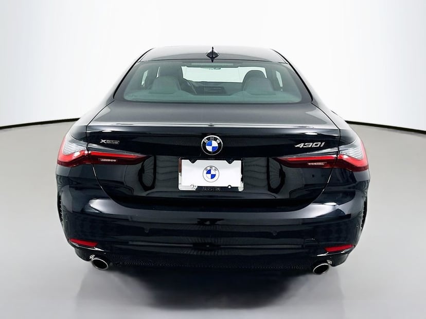 2022 BMW 4 Series - Image 6