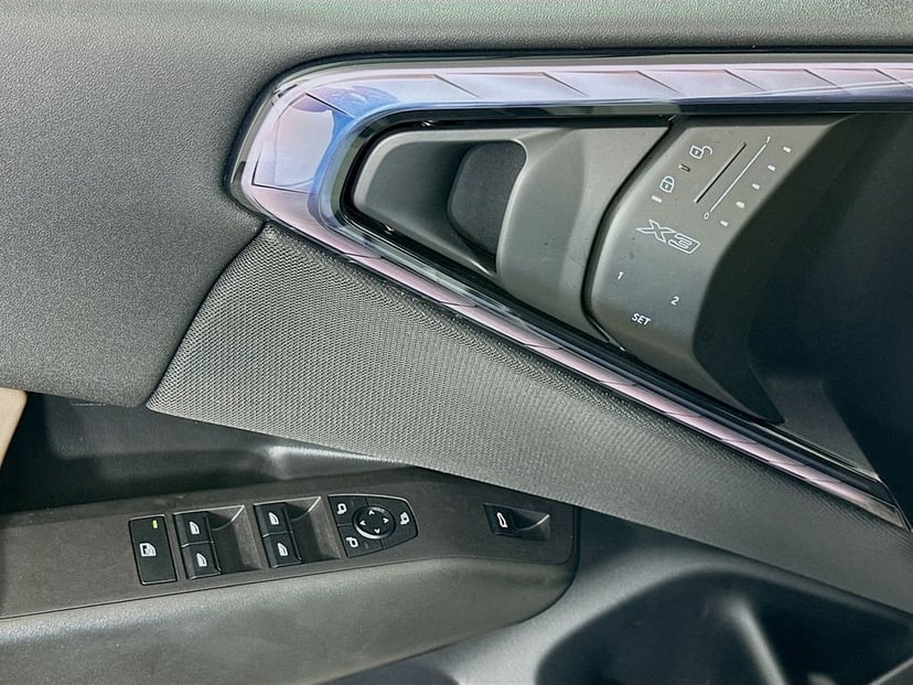 2025 BMW X3 - Image 17