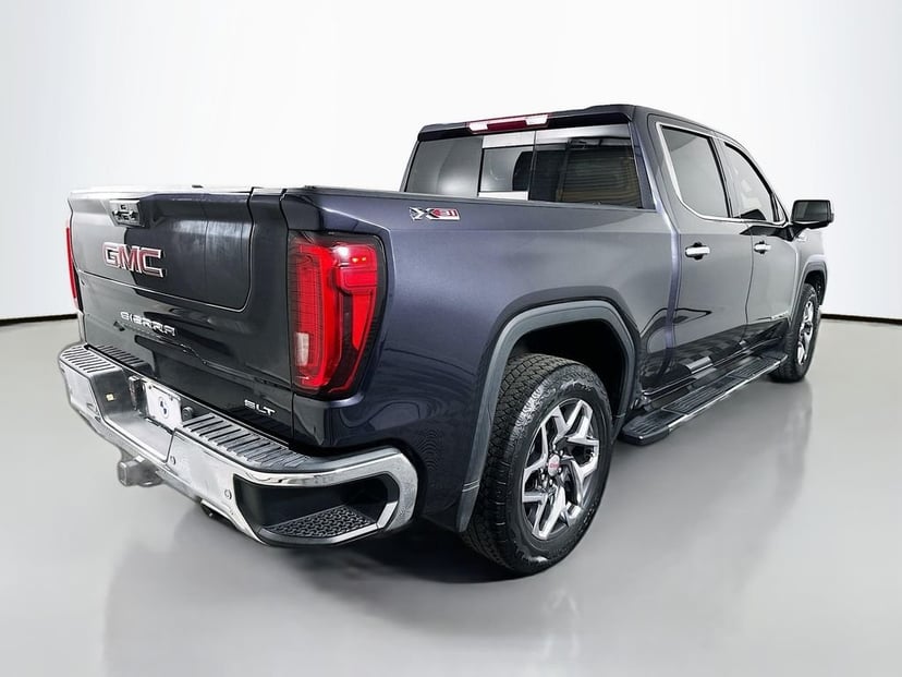2023 GMC Sierra 1500 - Image 5