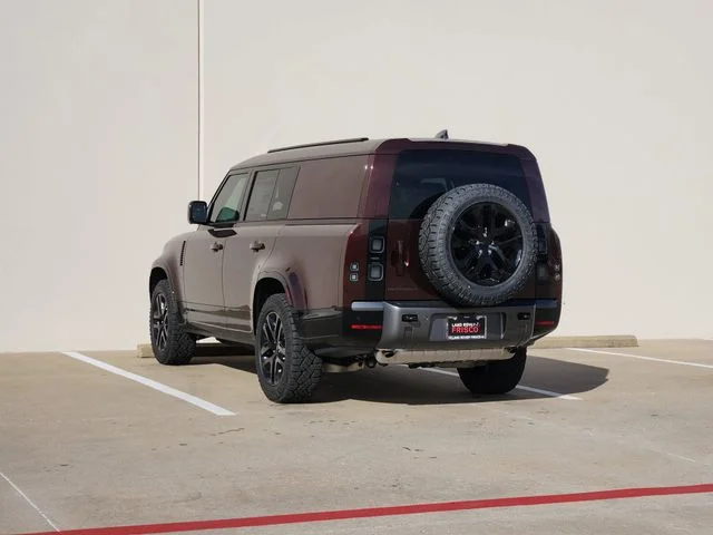 2026 Land Rover Defender 130 - Image 3
