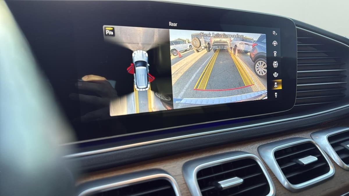 2021 Mercedes-Benz GLE - Image 19