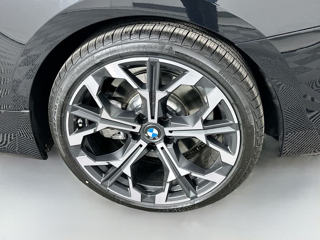 2026 BMW 4 Series - Image 23