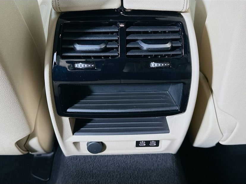 2023 BMW 5 Series - Image 26