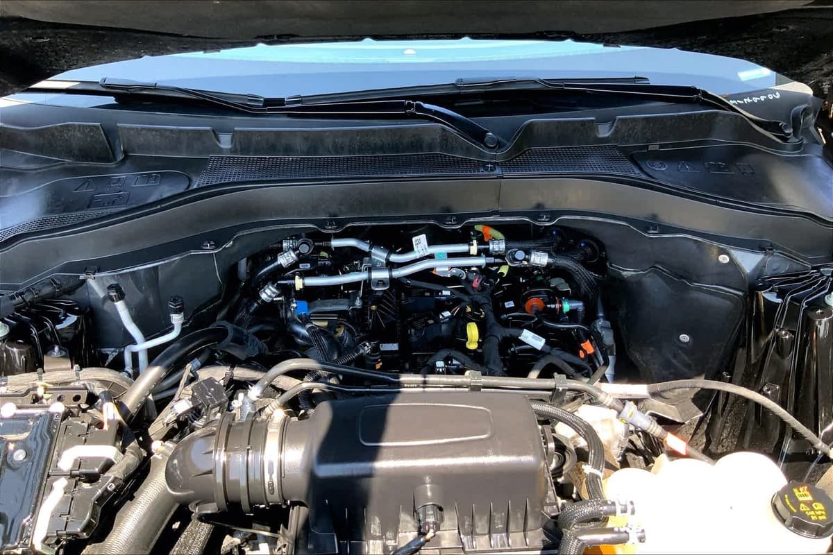 2023 Ford Explorer - Image 30