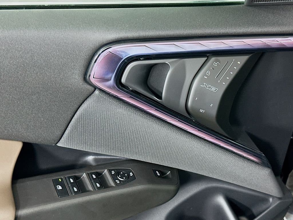 2025 BMW X3 - Image 20