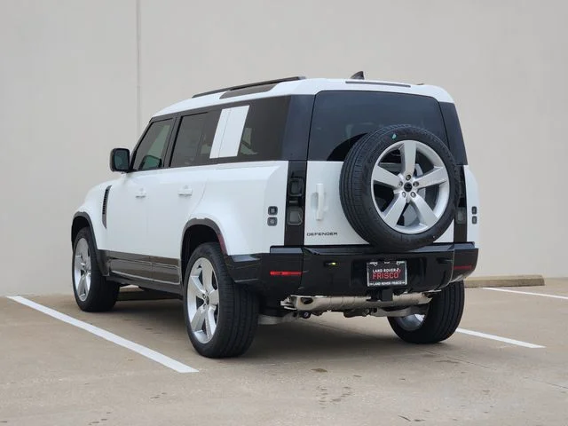 2026 Land Rover Defender 110 - Image 3