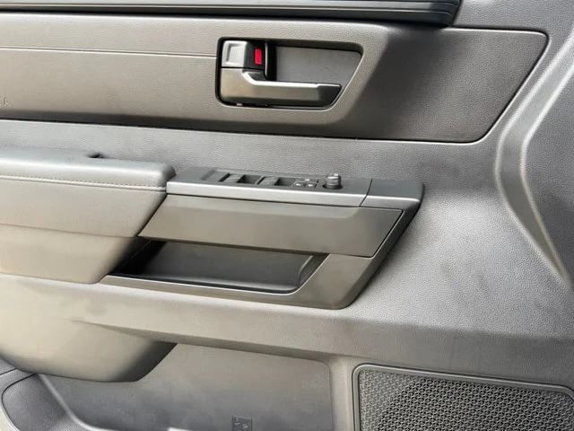 2026 Toyota Tundra - Image 20
