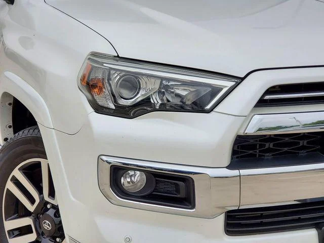 2020 Toyota 4Runner - Image 32