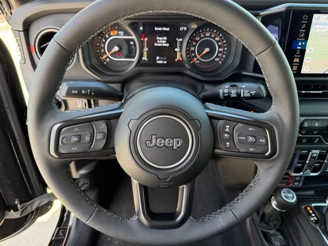 2025 Jeep Wrangler - Image 12