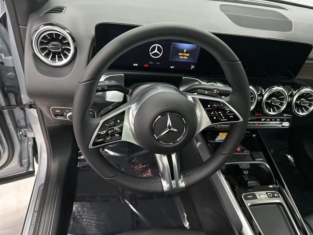 2026 MERCEDES-BENZ GLB - Image 11