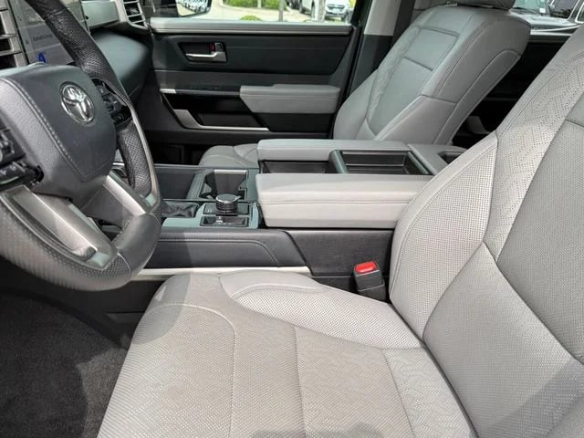 2023 Toyota Tundra Hybrid - Image 8
