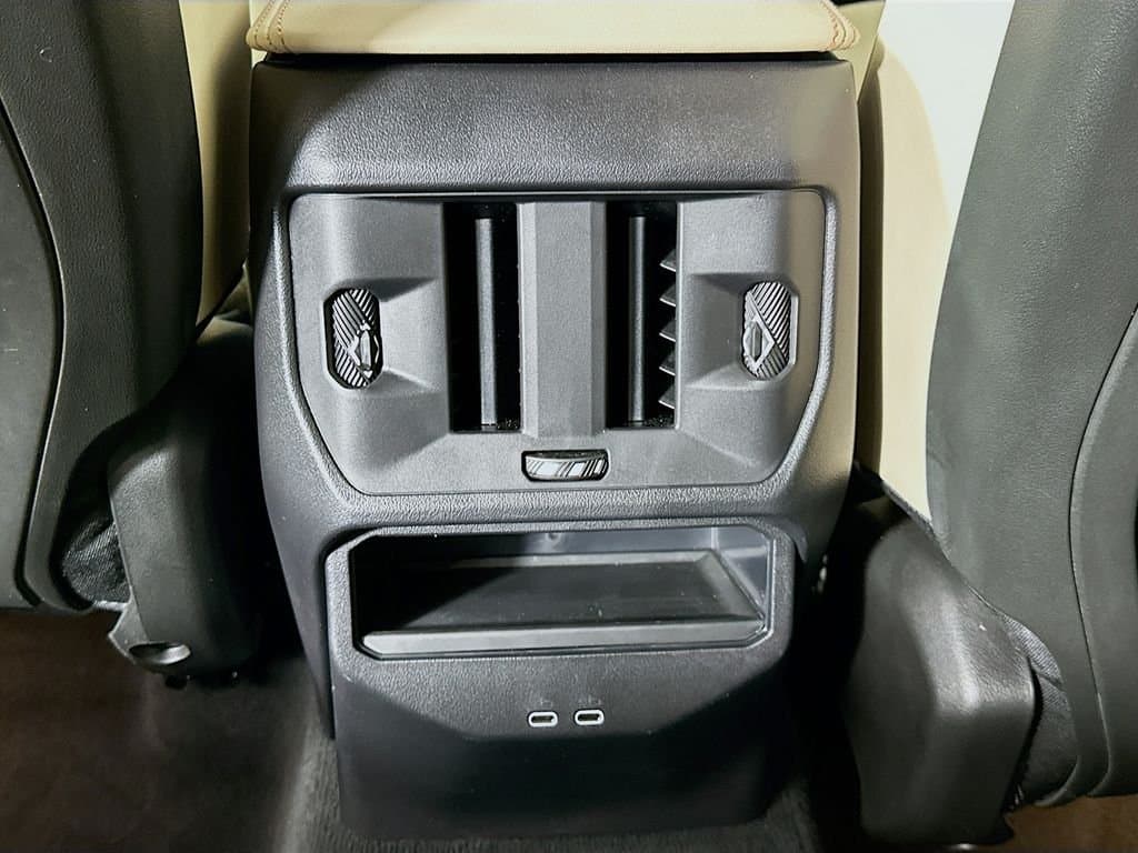 2025 BMW X3 - Image 25