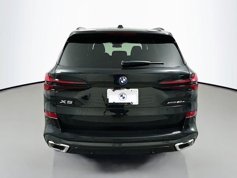 2026 BMW X5 - Image 6