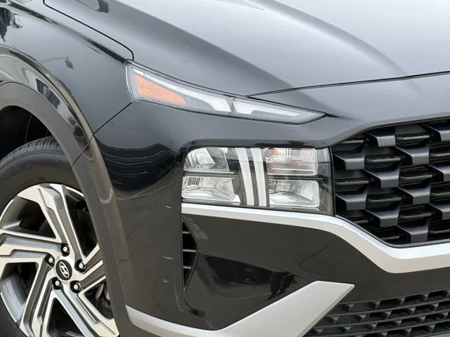 2023 Hyundai Santa Fe - Image 3