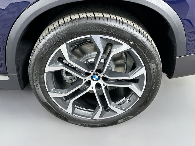 2026 BMW X5 - Image 23