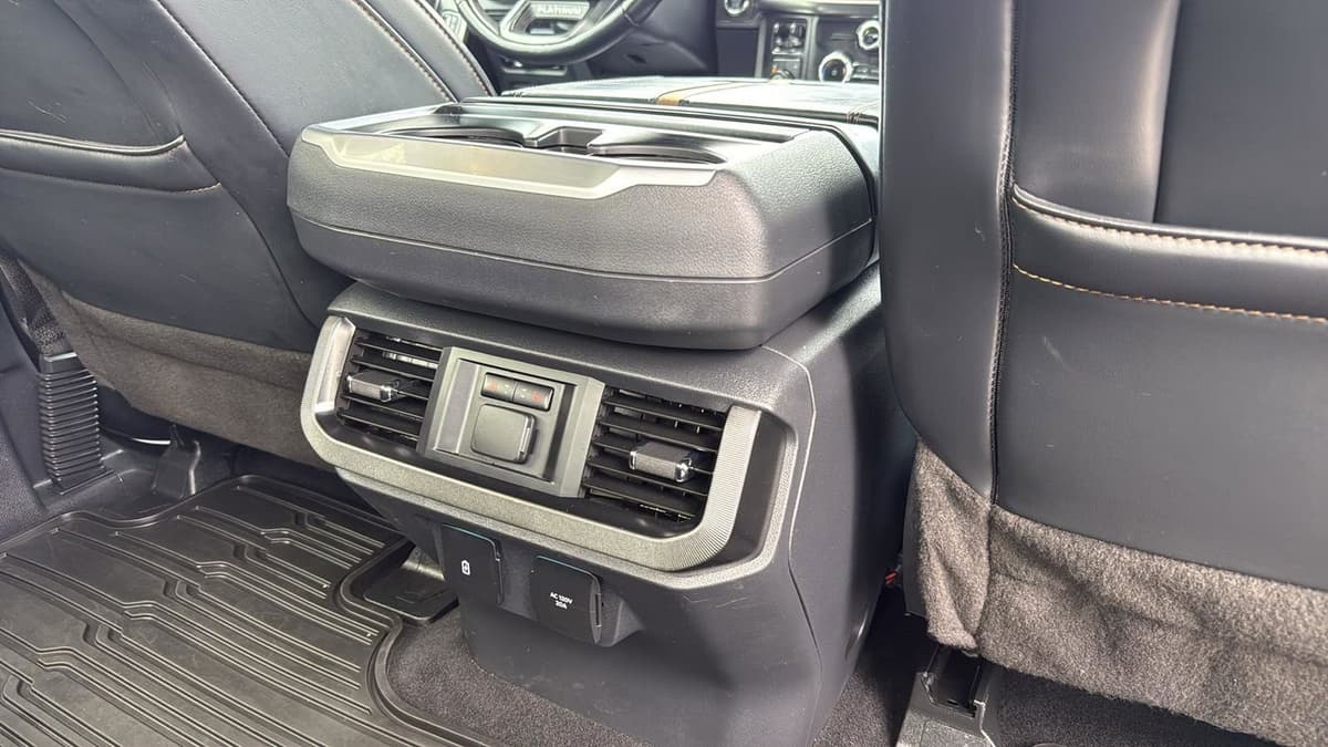 2023 Ford F-150 - Image 28