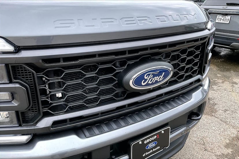 2024 Ford F-250 - Image 30