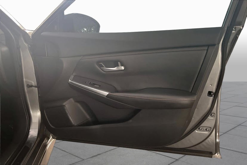 2021 Nissan Sentra - Image 20