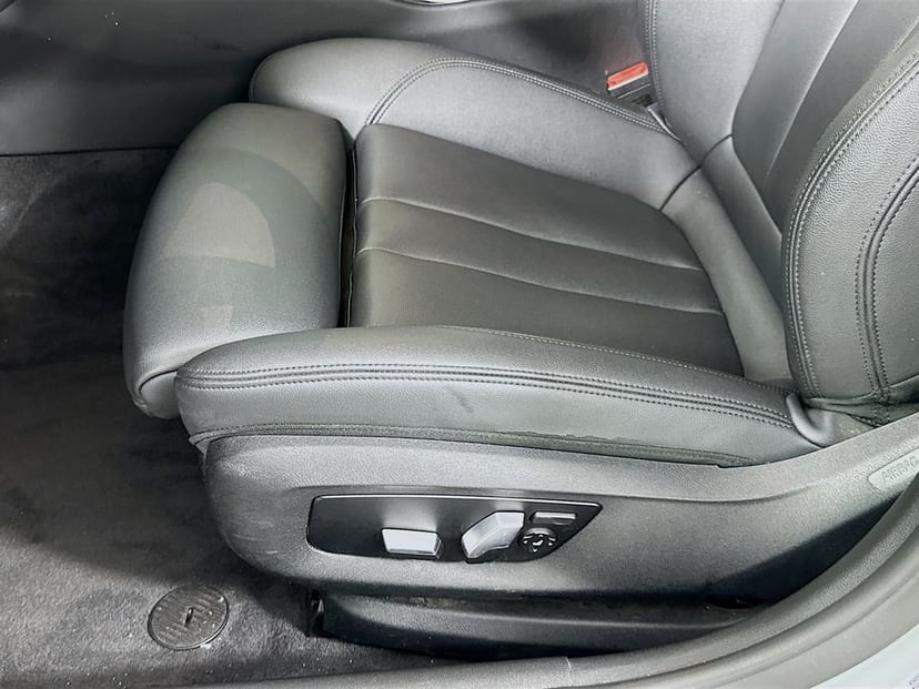2018 BMW 5 Series - Image 20