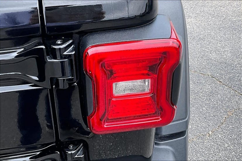 2018 Jeep All-New Wrangler - Image 27
