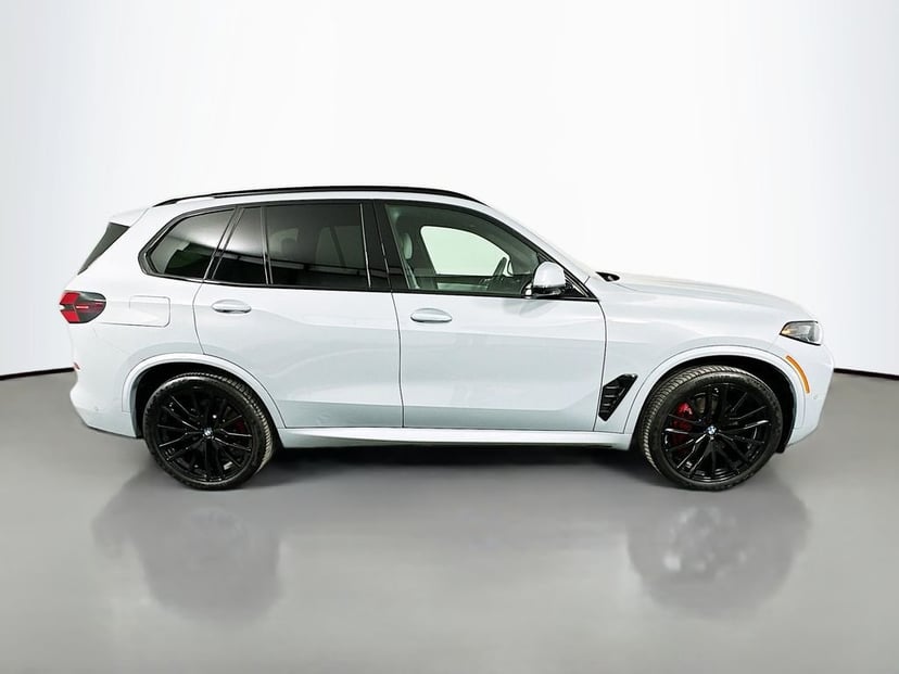 2024 BMW X5 - Image 4