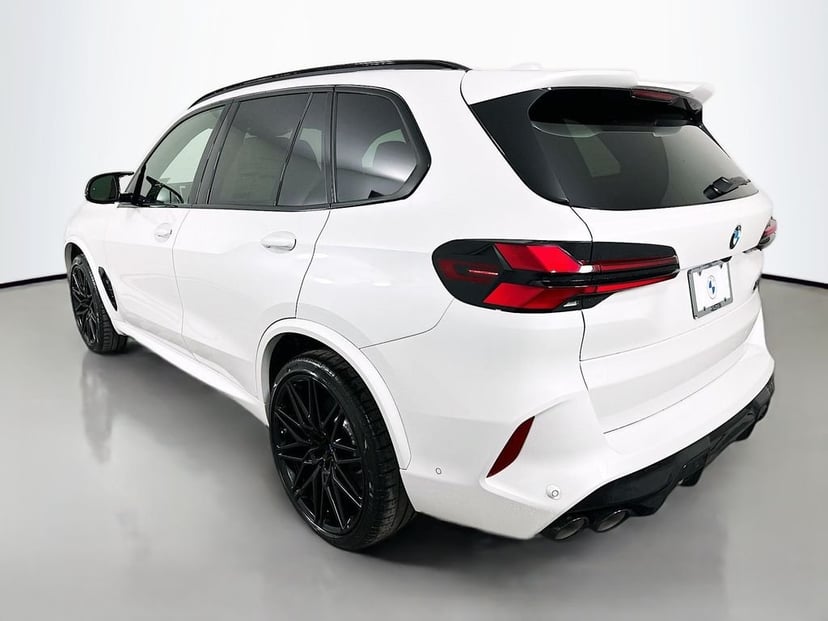 2026 BMW X5 M - Image 7