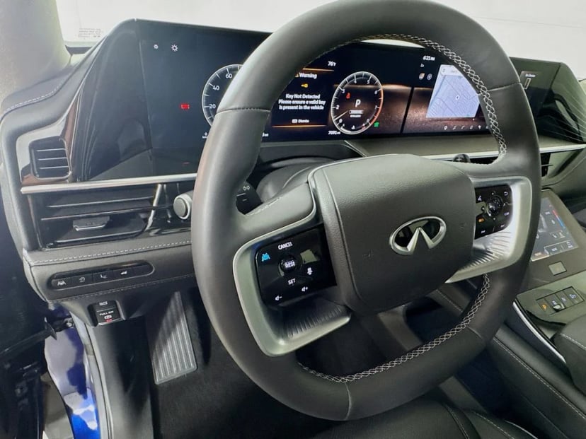 2026 INFINITI QX80 - Image 13
