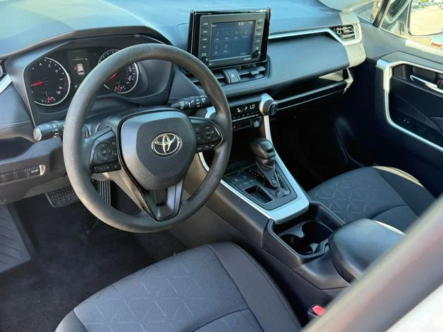 2021 Toyota RAV4 - Image 9