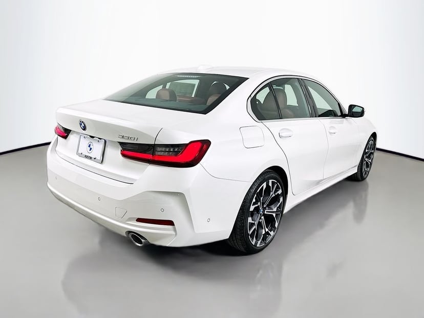 2026 BMW 3 Series - Image 5