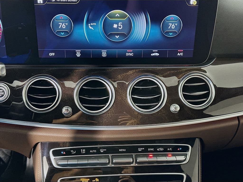 2021 Mercedes-Benz E-Class - Image 16