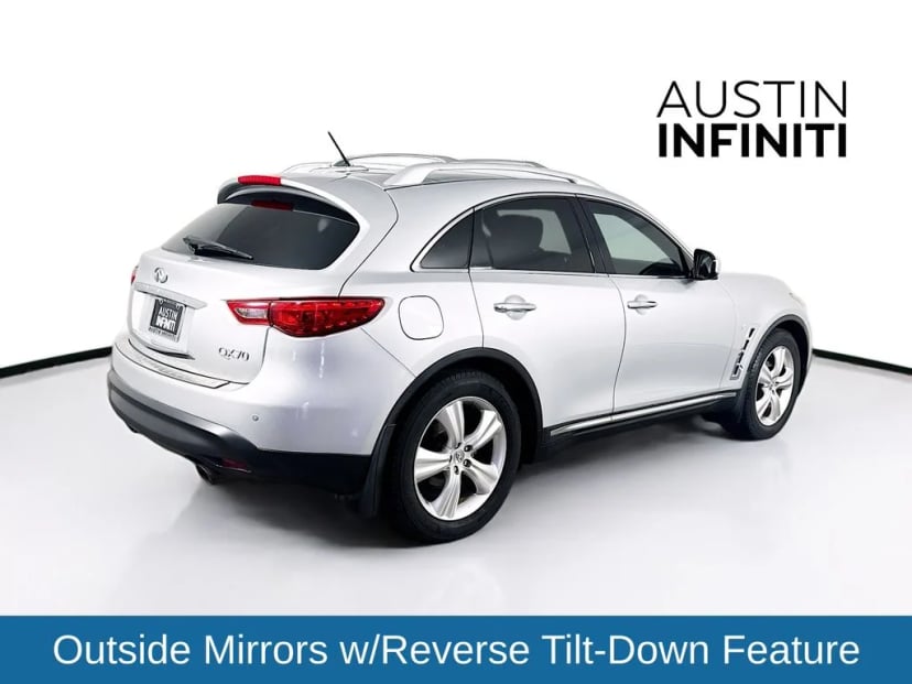 2016 INFINITI QX70 - Image 8