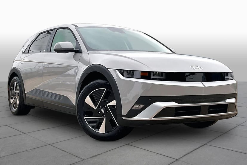 2026 Hyundai IONIQ 5 - Image 2