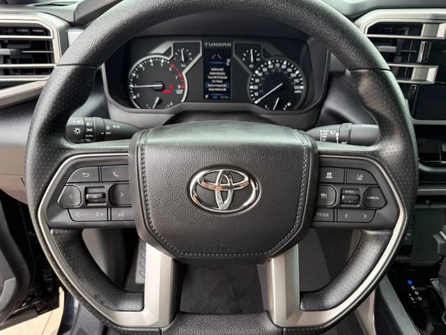 2025 Toyota Tundra - Image 13