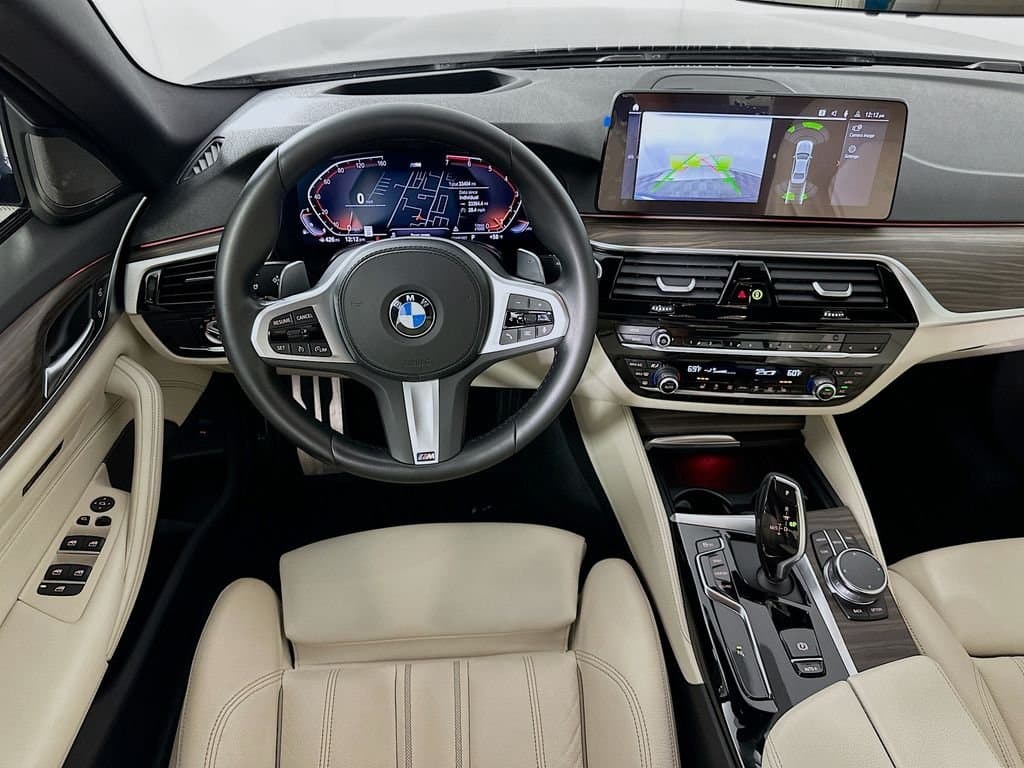 2023 BMW 5 Series - Image 23